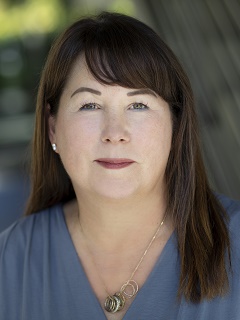 Image of Renée Knee